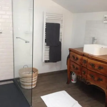 D'hote Leonie ベッド・アンド・ブレックファスト